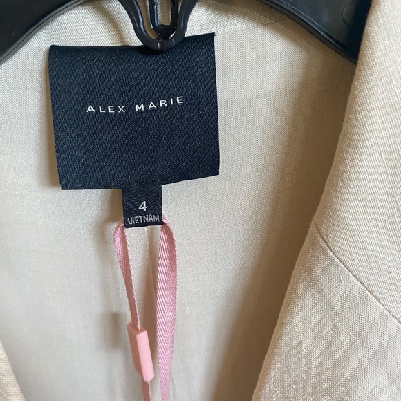 Alex Marie Cream Button-Down Romper - Picture 3 of 4
